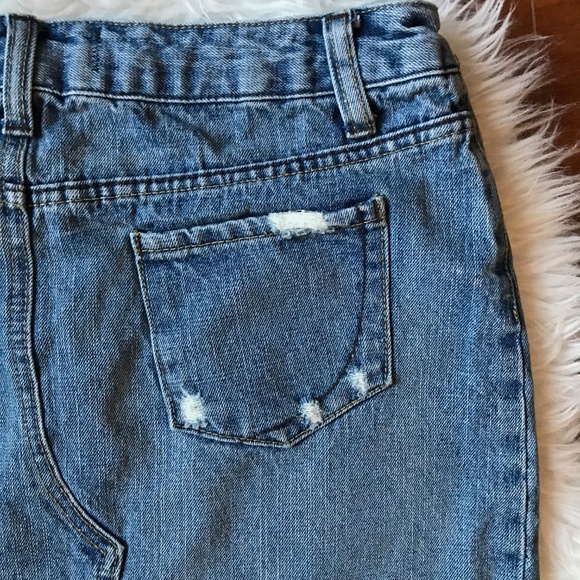 Paper Denim & Cloth Distressed Light Wash 100% Cotton Denim Mini Skirt - Picture 5 of 8